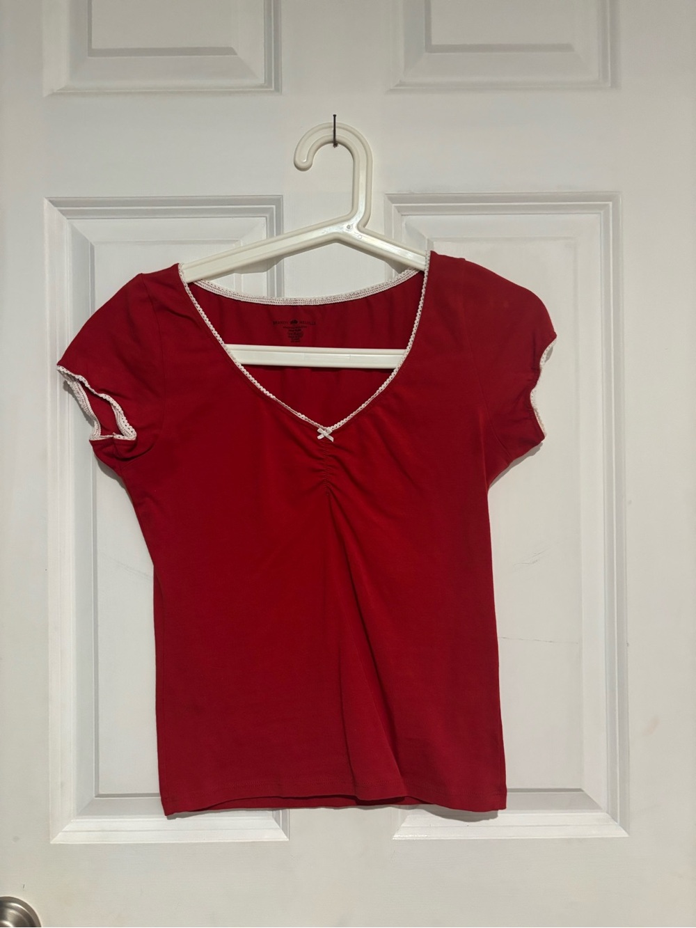 Brandy Melville. Women’s Red Short Sleeve Scoop Neck Top with Lace Trim